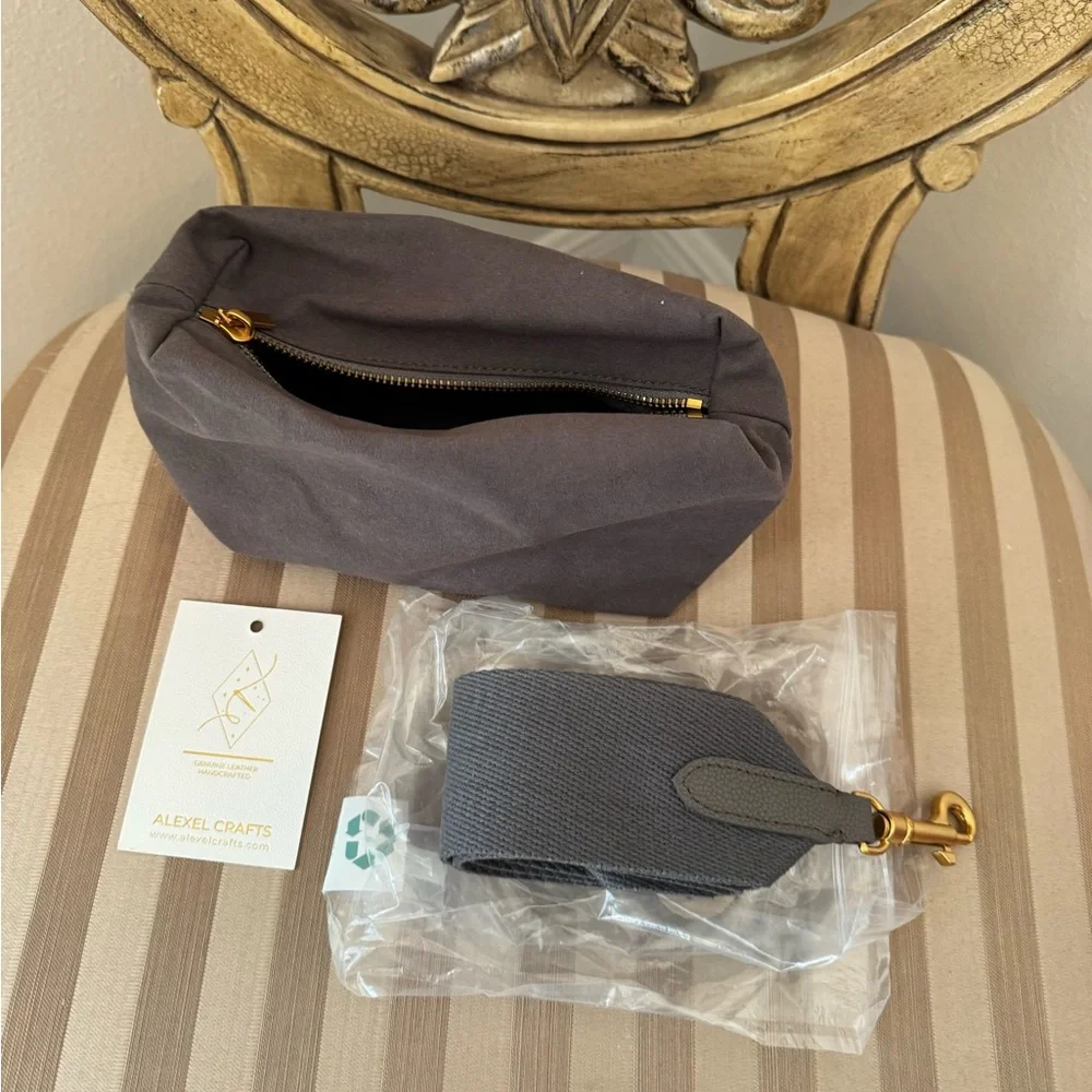 Genuine Leather Bucket Bag Dark Gray - Picture 12 of 13